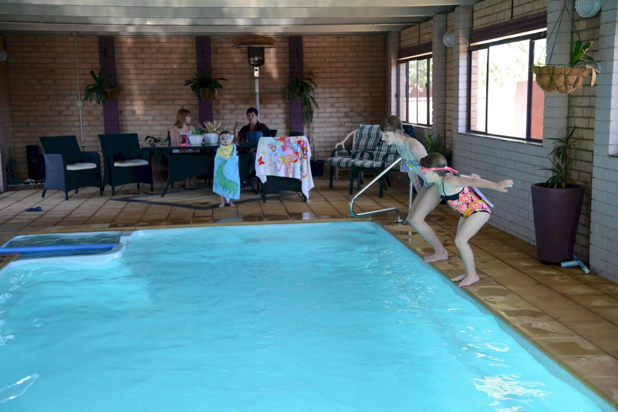 Cameo Inn Motel West Wyalong Exterior foto